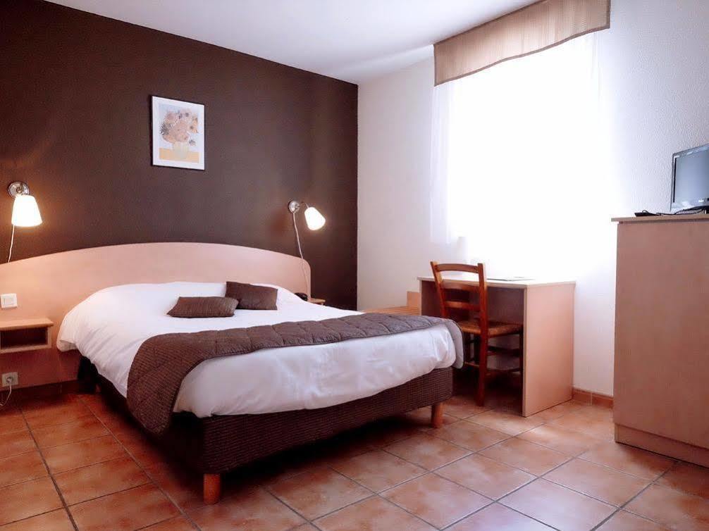 Logis - Du Pastel - 3 Etoiles Et Restaurant 3*